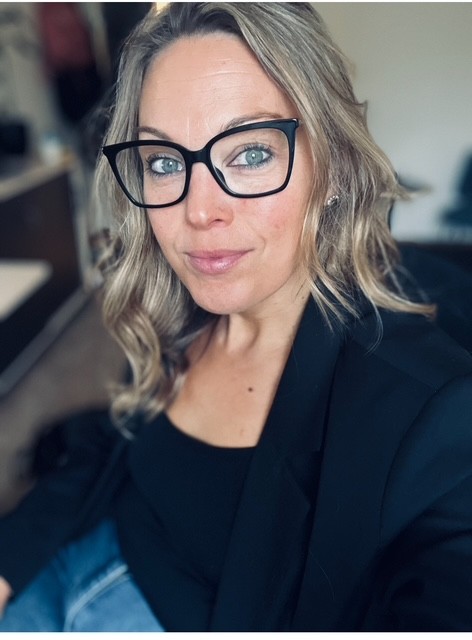 Sofia presenterar sig
